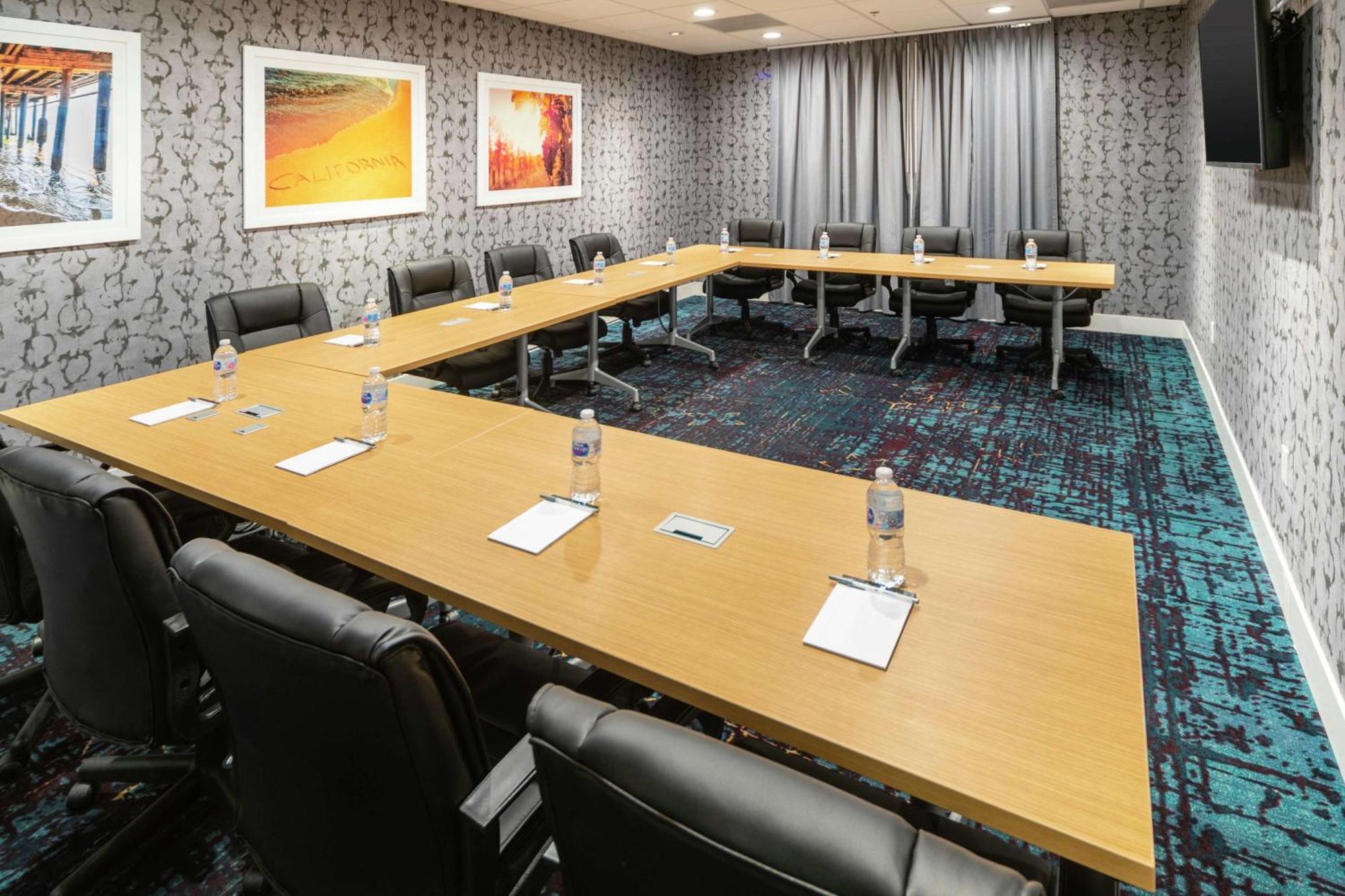 Hampton Inn & Suites Santa Maria מראה חיצוני תמונה