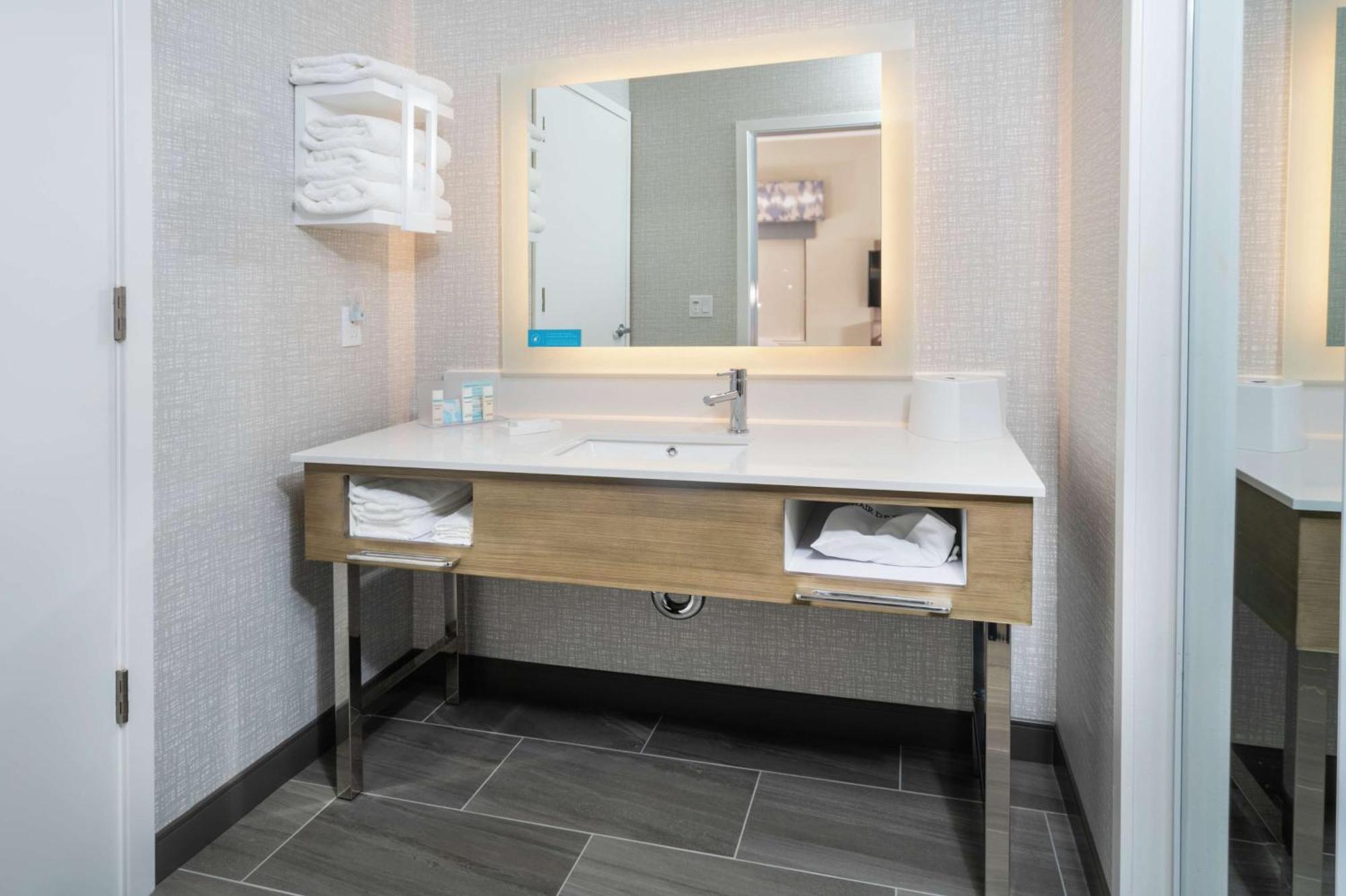 Hampton Inn & Suites Santa Maria מראה חיצוני תמונה