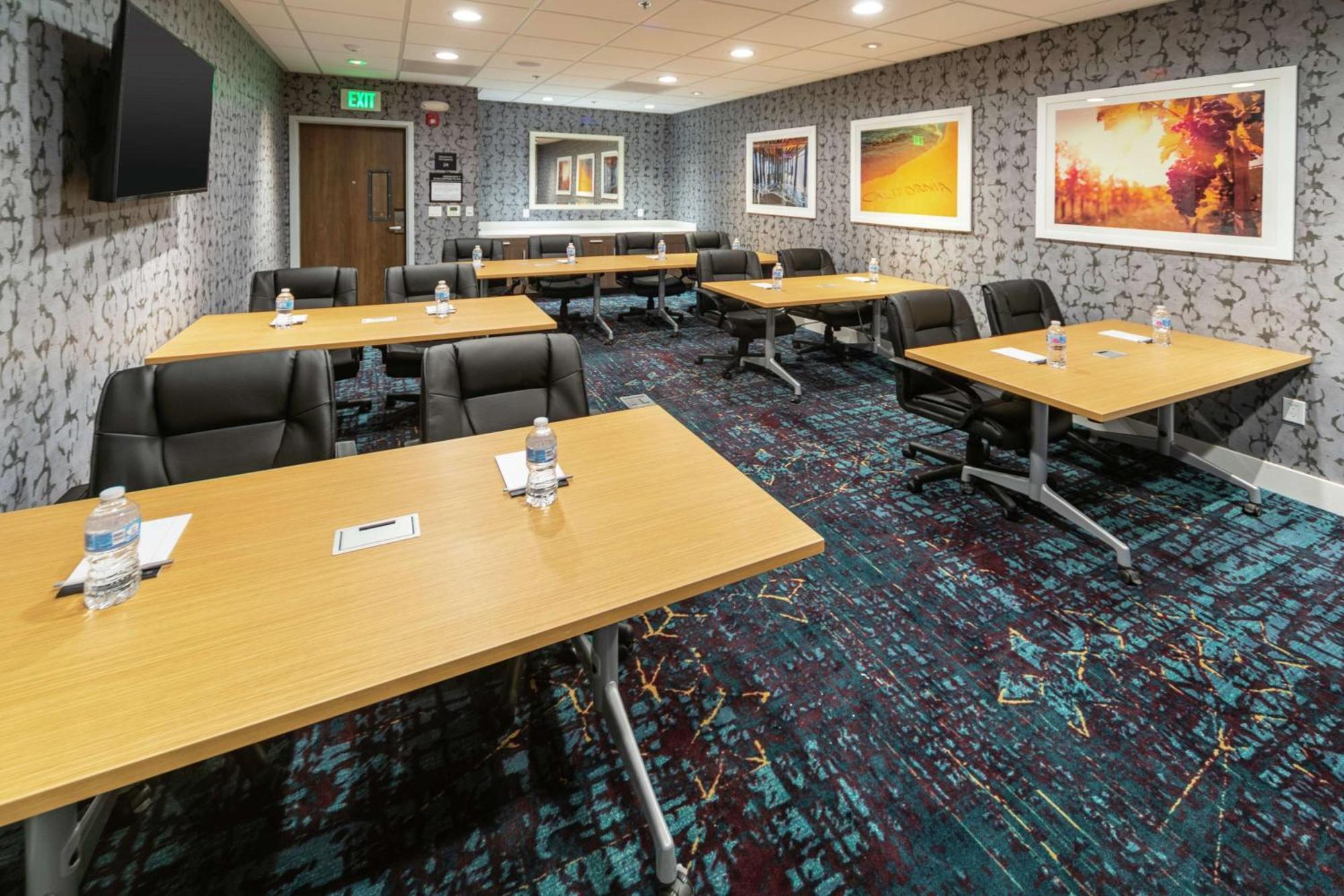 Hampton Inn & Suites Santa Maria מראה חיצוני תמונה